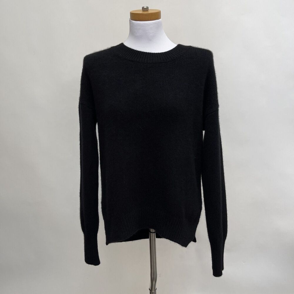 One Grey Day Women's Sweater‎ Black Large 100% Cashmere Long Sleeve